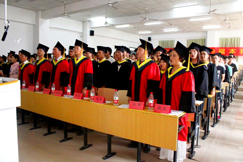 机电工程学院隆重举行2019届毕业典礼暨学士学位授予仪式