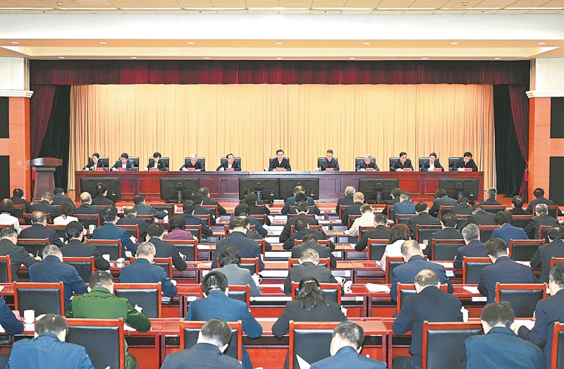 全省教育大会在合肥召开 梁言顺出席会议并讲话
