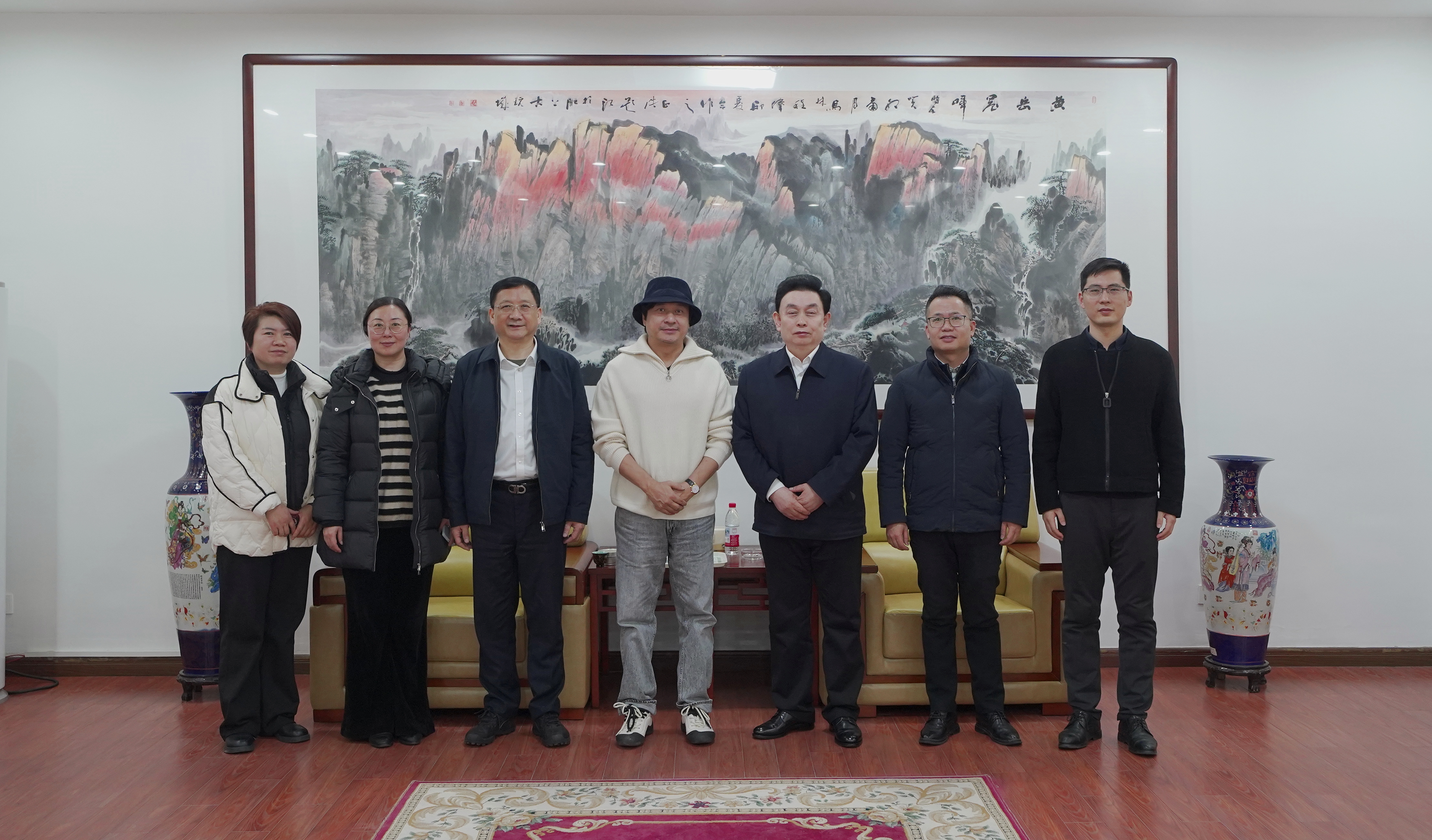 国家一级作曲舒楠教授莅临学校考察指导 共话艺术人才培养新路径